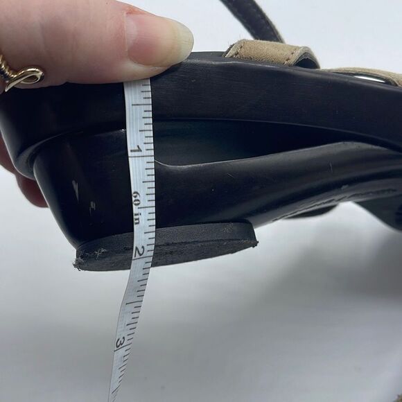 Donald J. Pliner Women Wedge Sandals Suede Stretchy Strap Taupe Heels Size 7.5 - Picture 15 of 15